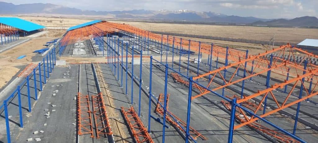 ساخت سازه فلزی سبک و سنگین نقیب زاده در ماهیدشت کرمانشاه