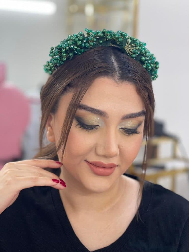 سالن تخصصی vip زیبایی عروس دلی در ولنجک تهران