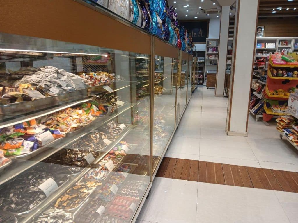 قنادی پانته آ در مشهد