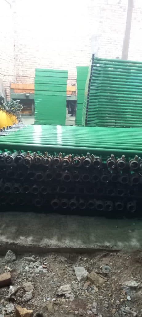 تولید قالب بتنی جک سقفی امیری در صحنه