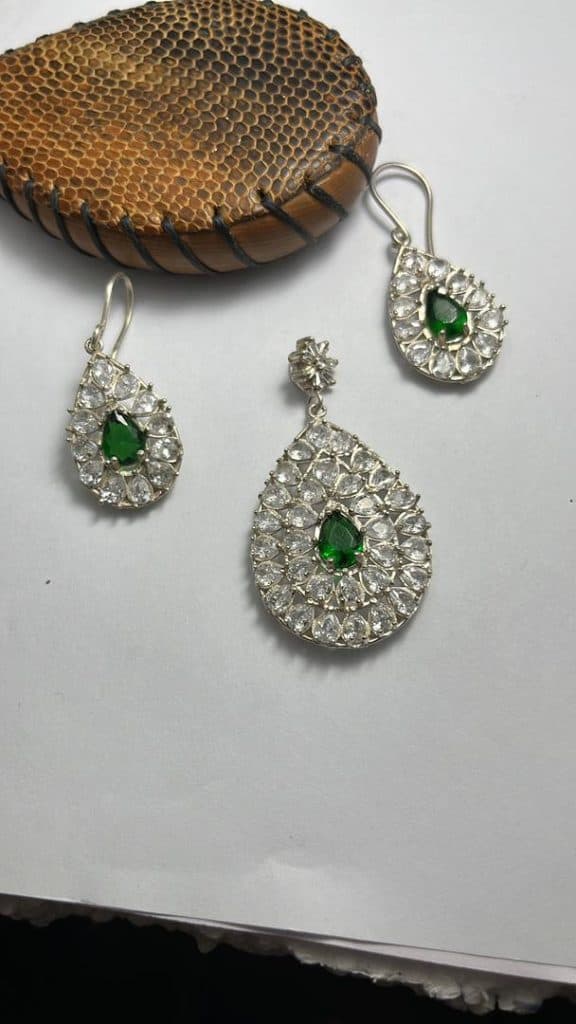 آموزشگاه طلا و جواهرسازی طلاصنعت در اردبیل