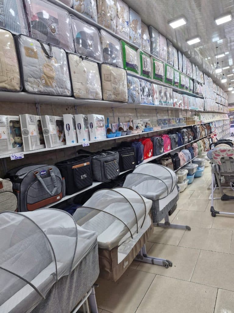 فروشگاه سیسمونی و پوشاک نوزادی بی بی سان در قائم مقام اراک