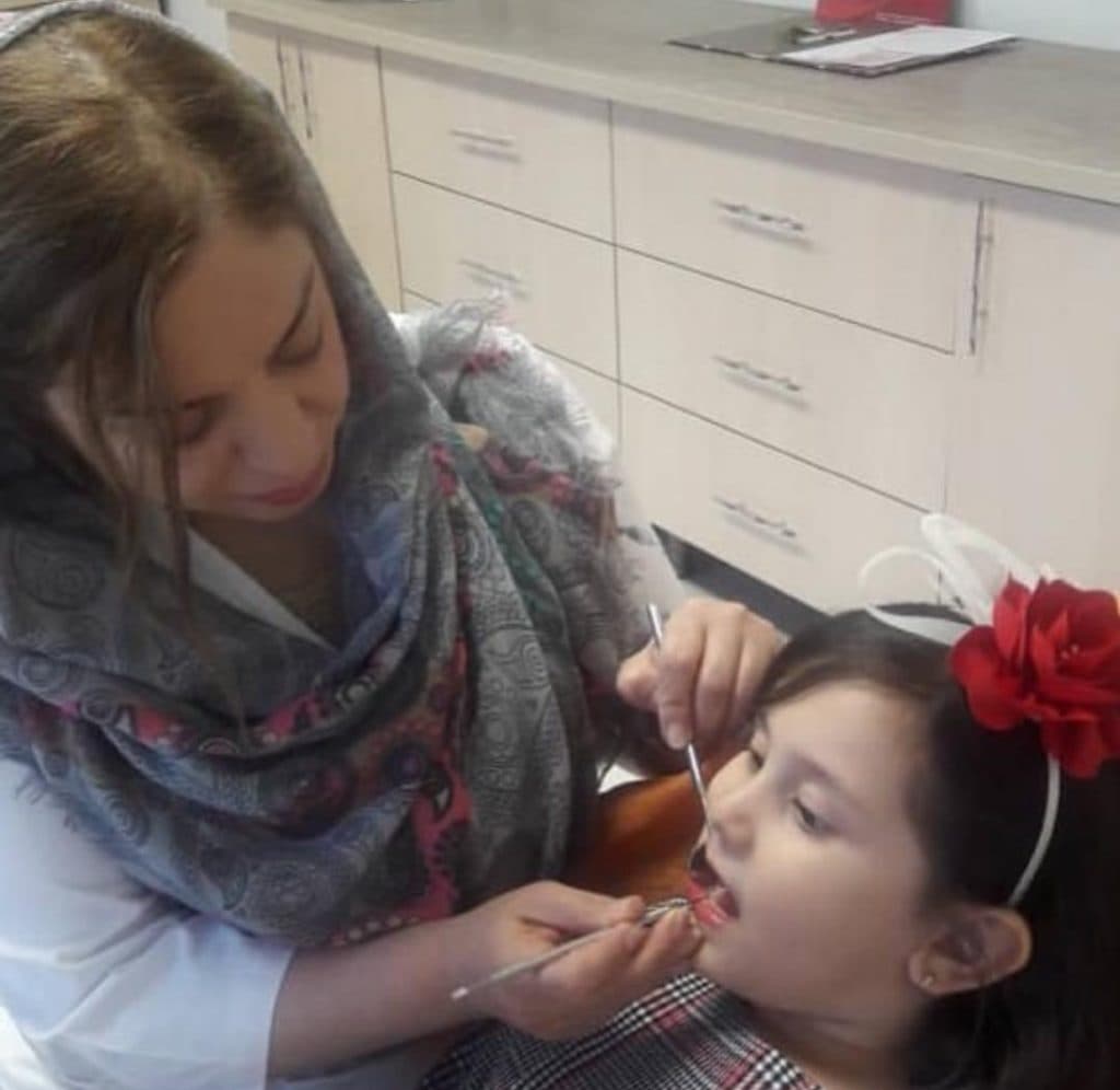 مطب دندانپزشکی دکتر سحر حسین خانی در شهرک اکباتان تهران