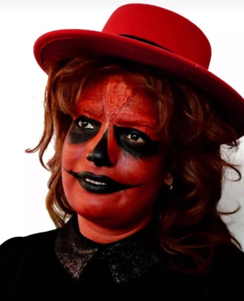 آموزش تخصصی گریم سینمایی و تئاتر طاهره محمدزاده در بیرجند