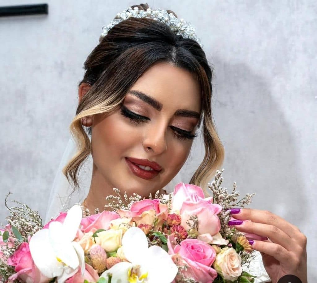 آموزشگاه زیبایی vip لیلا سعیدبخش در میرزاطاهر اصفهان