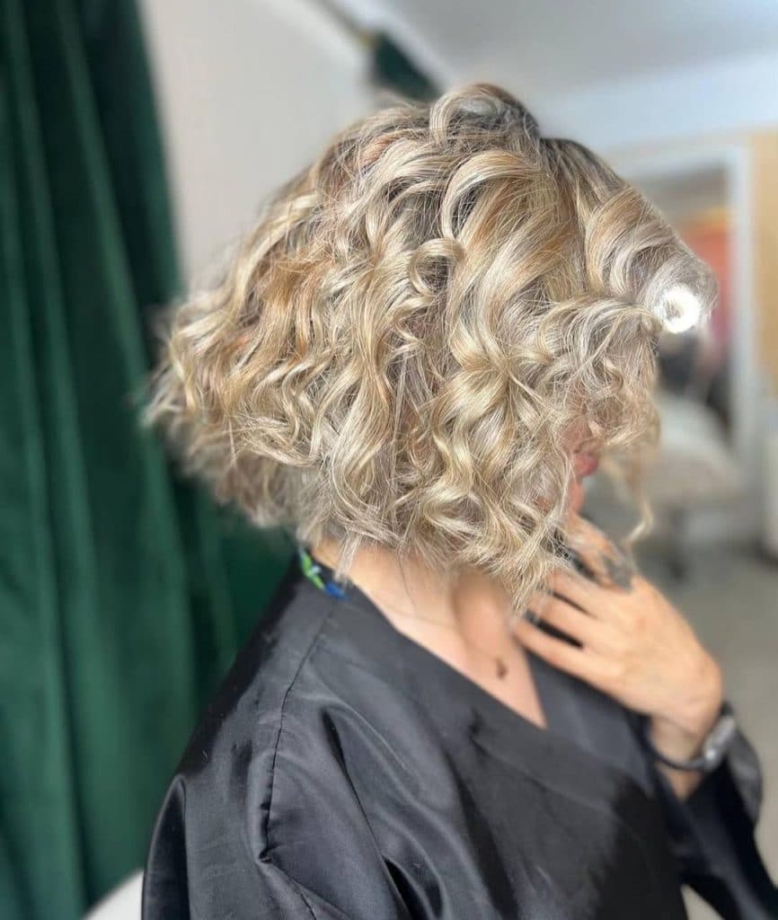 سالن زیبایی سعیده مهدی پور در میدان شهبانی بابلسر