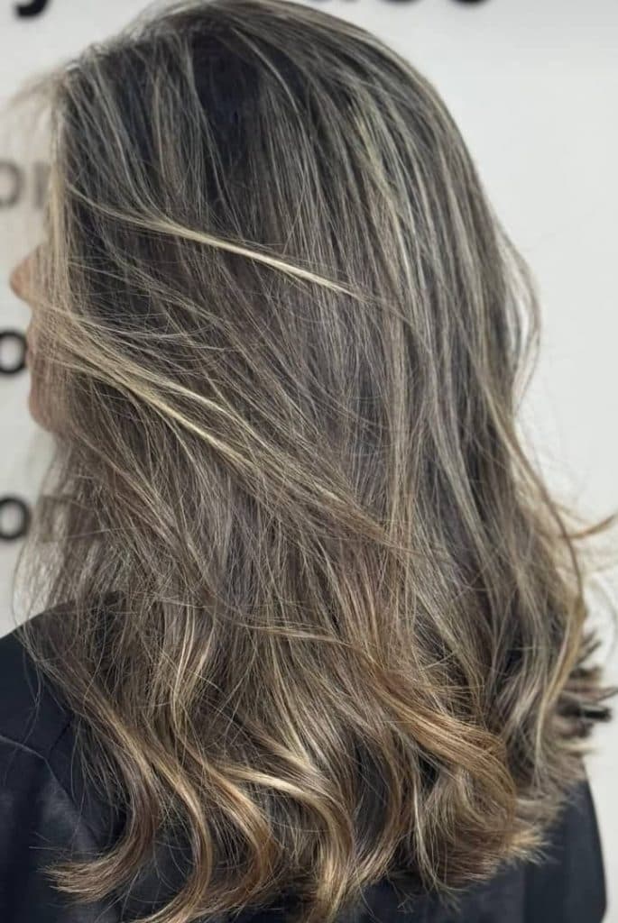 سالن زیبایی عروس ایده آل در رشت