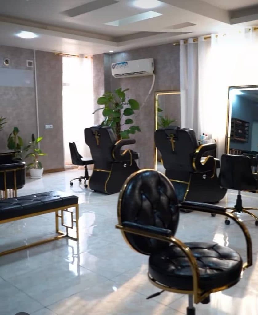 سالن زیبایی cip ثریا قنبری در صددستگاه اهواز