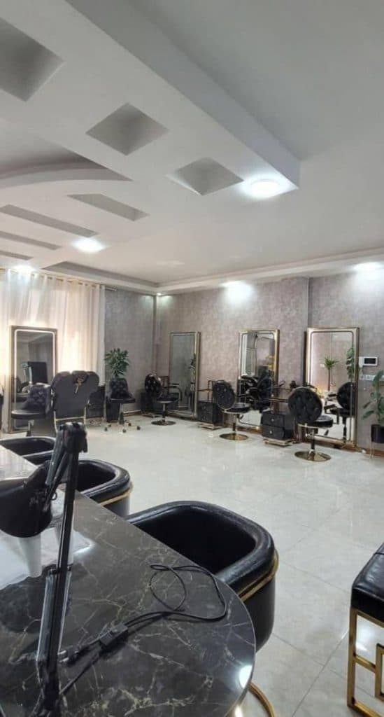 سالن زیبایی cip ثریا قنبری در صددستگاه اهواز