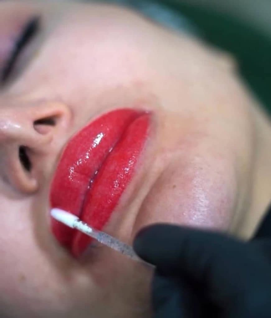 سالن زیبایی cip ثریا قنبری در صددستگاه اهواز