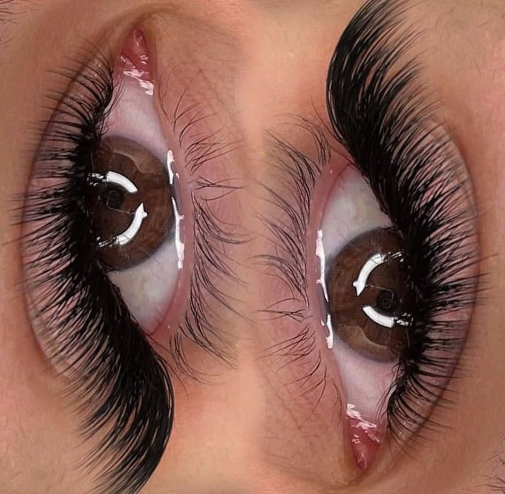 سالن زیبایی سلطنت در مولانا شهر جدید صدرا