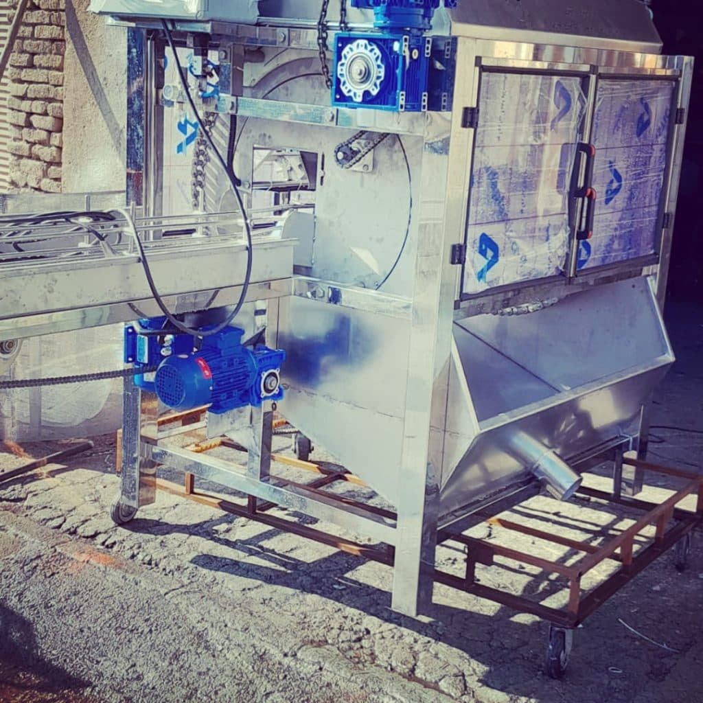 طراحی و ساخت ماشین آلات صنایع غذایی پرشین ماشین در همدان