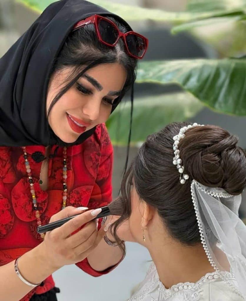 مزون تخصصی لباس عروس آنسه در اسفراین