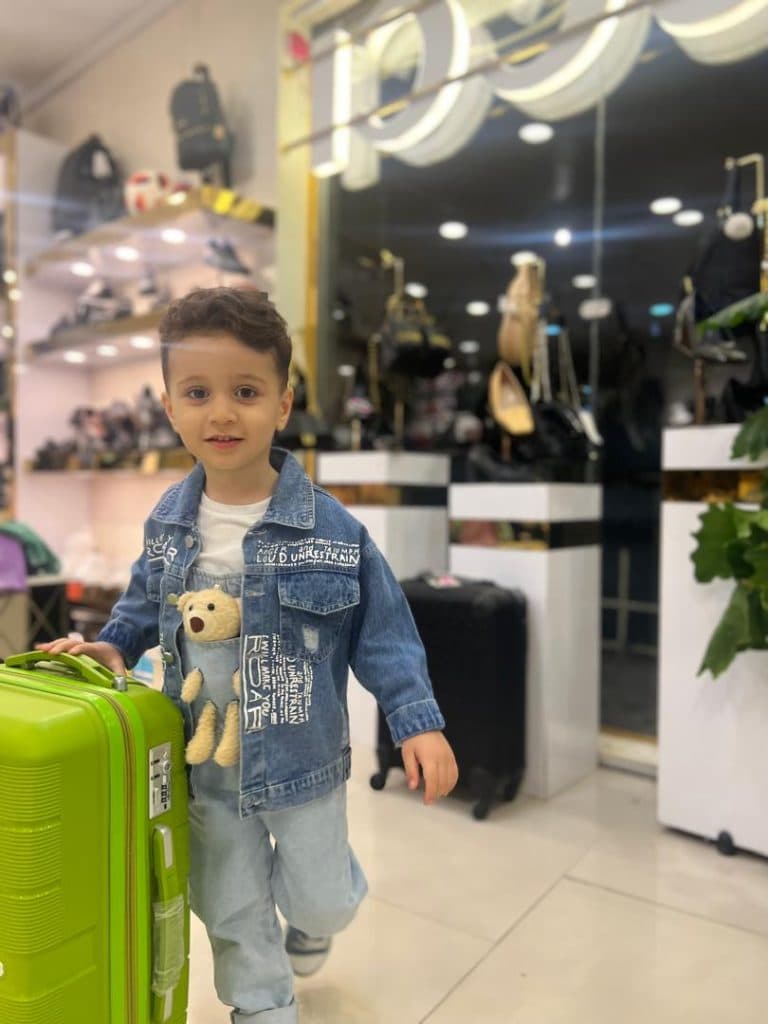 فروشگاه کیف و کفش مردانه و زنانه گوچی روحانی در رویان