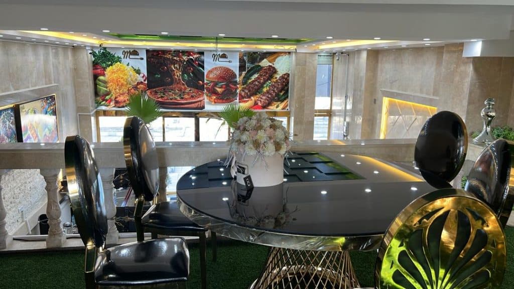 کافه رستوران نخل در سنندج