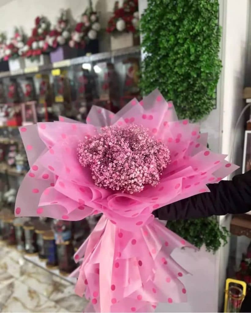 گل فروشی و گل آرایی گل همیشه بهار در زابل