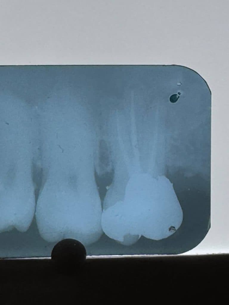 مرکز دندانپزشکی بهاران در آبرسان تبریز