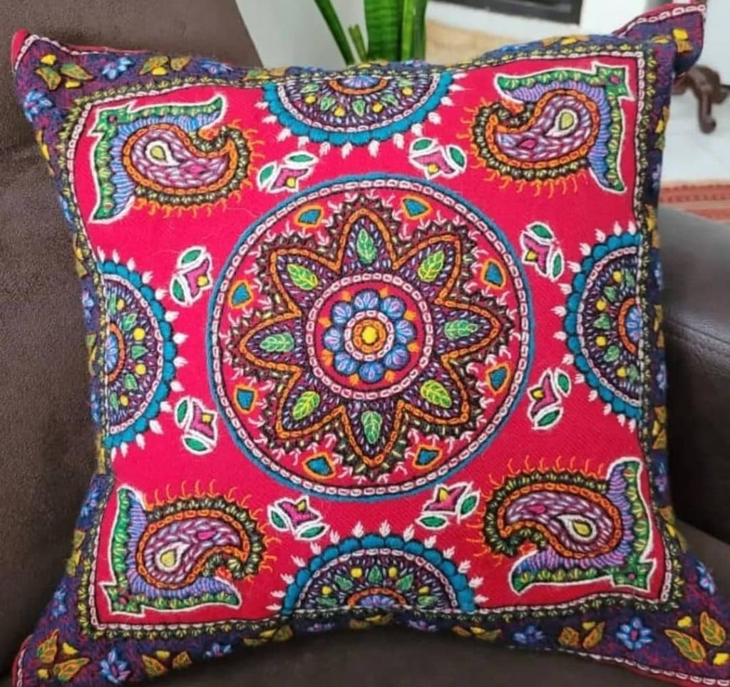 آموزشگاه صنایع دستی ریسه در بیرجند