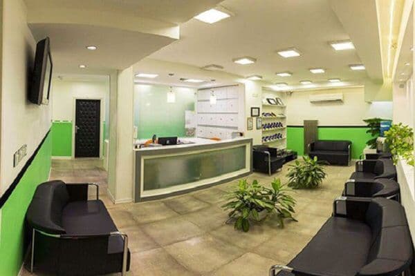 کلینیک زیبایی پوست و مو آریا در اندیشه