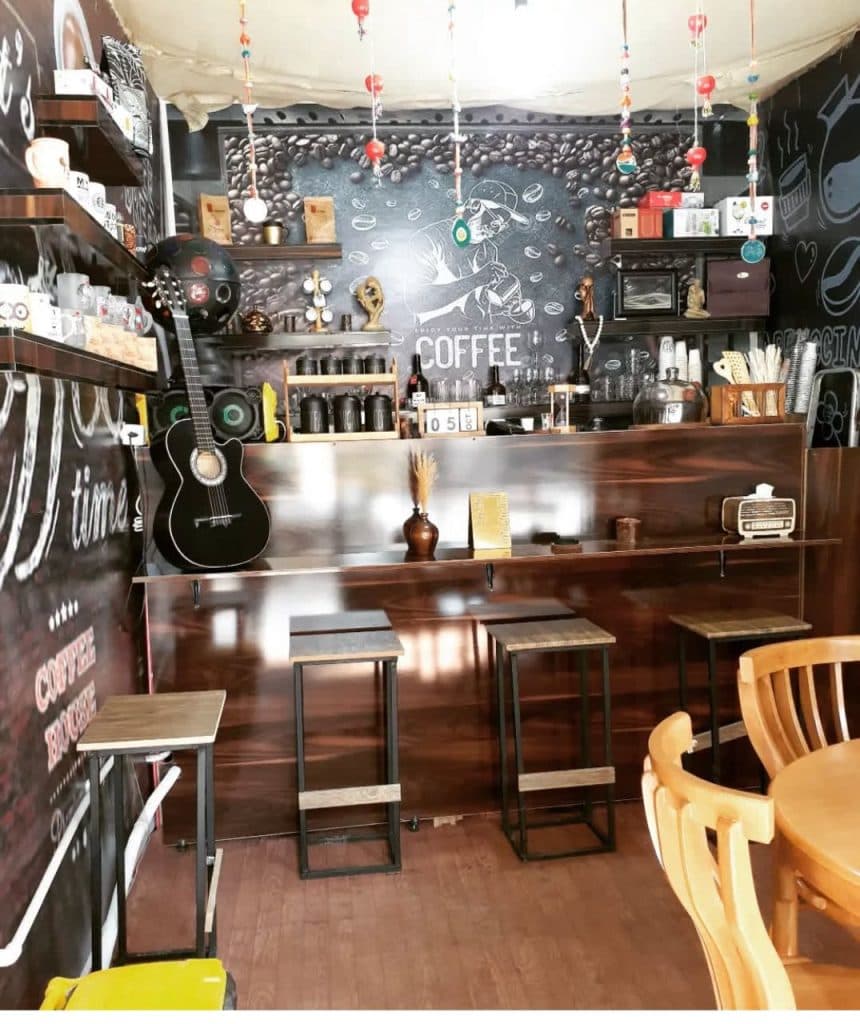 تولیدی صنایع چوبی دارکوب در میانه