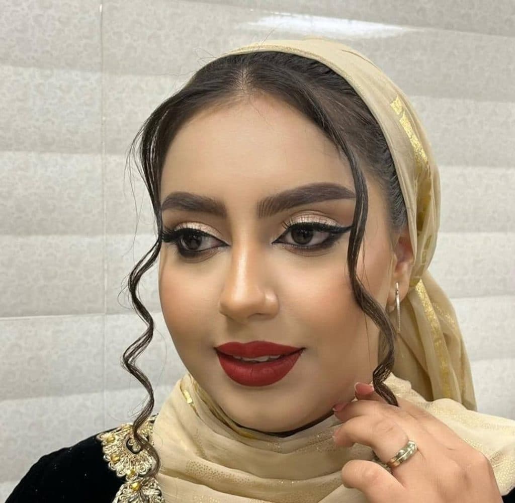 سالن زیبایی هانیز در اشکذر