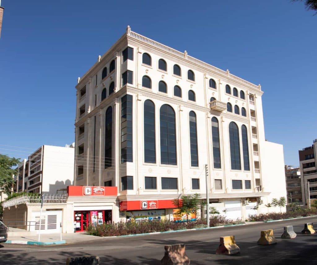 سنگ سفید نما ایران سنگ در شهرک صنعتی رضوانشهر