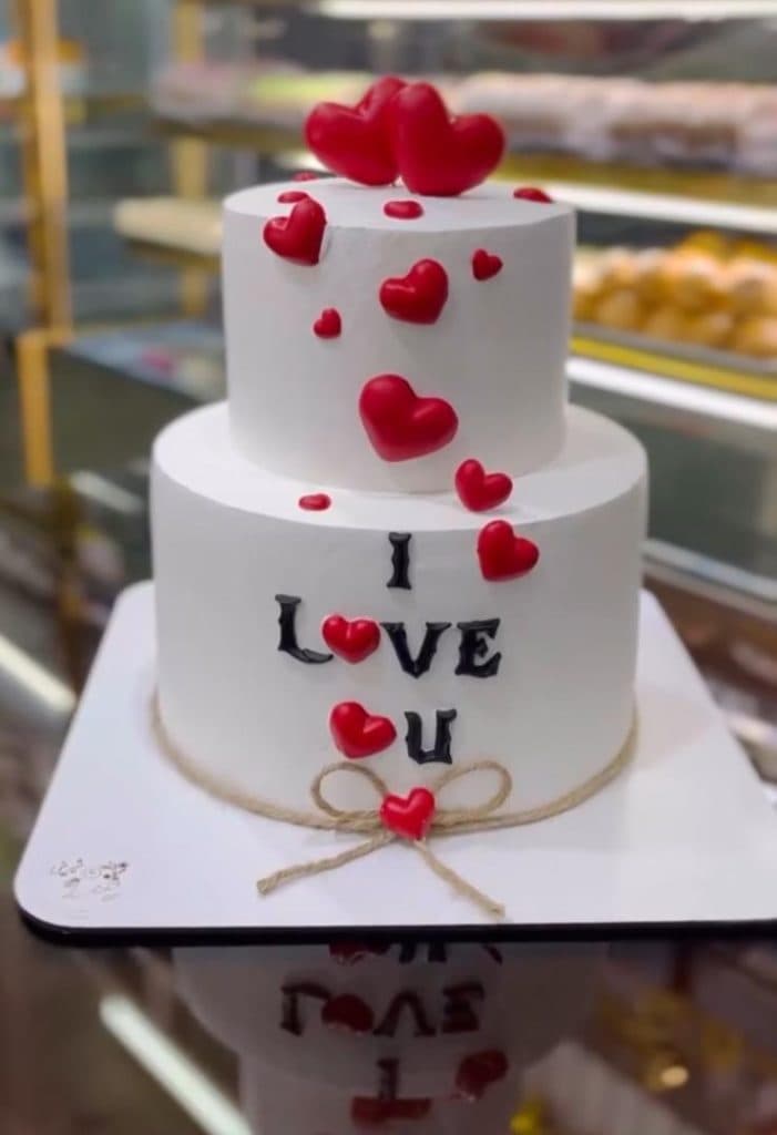 کیک و شیرینی یلدا در دزفول