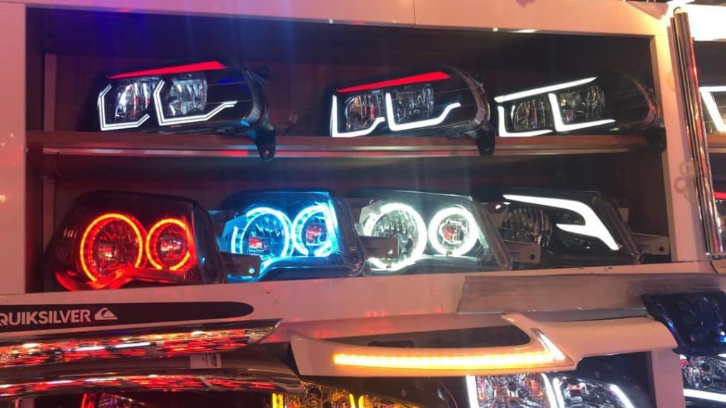 فروش عمده و تک روکش صندلی عمارت لوکس سروش در کرمانشاه