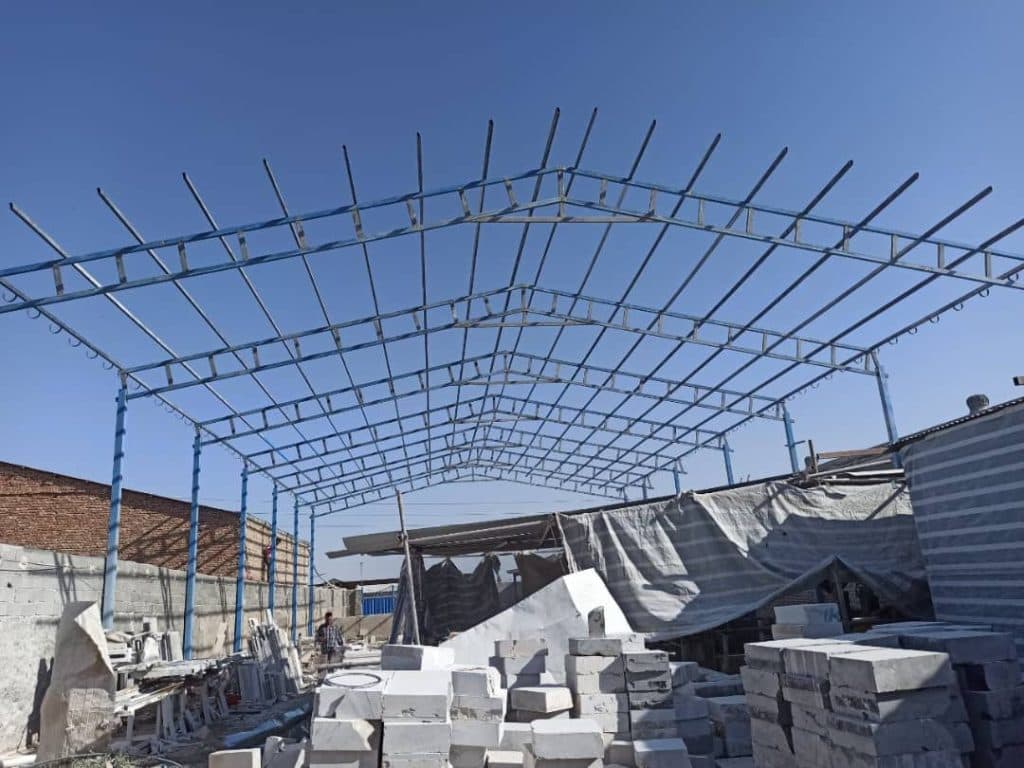 نصب اجرای شیروانی سعید در جنوب تهران