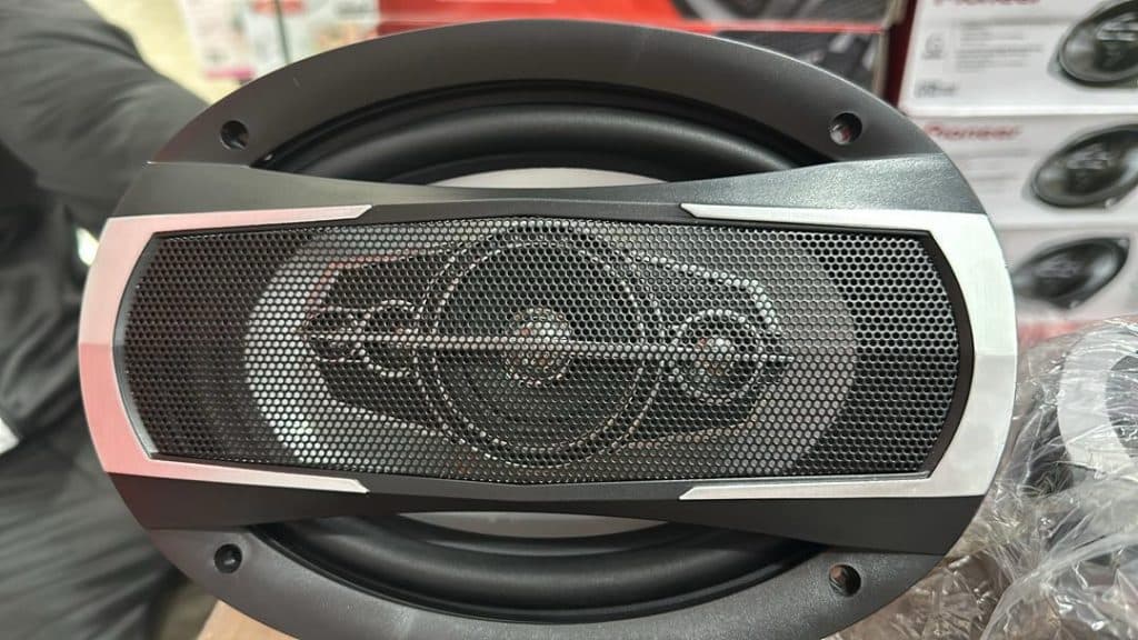 فروش عمده و تک روکش صندلی عمارت لوکس سروش در کرمانشاه