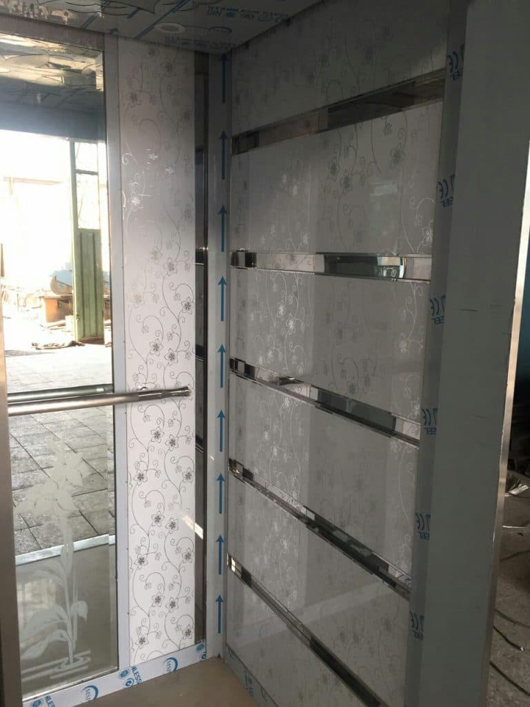 نفربر آسانسور گروه فنی مهندسی آرتین در ارومیه