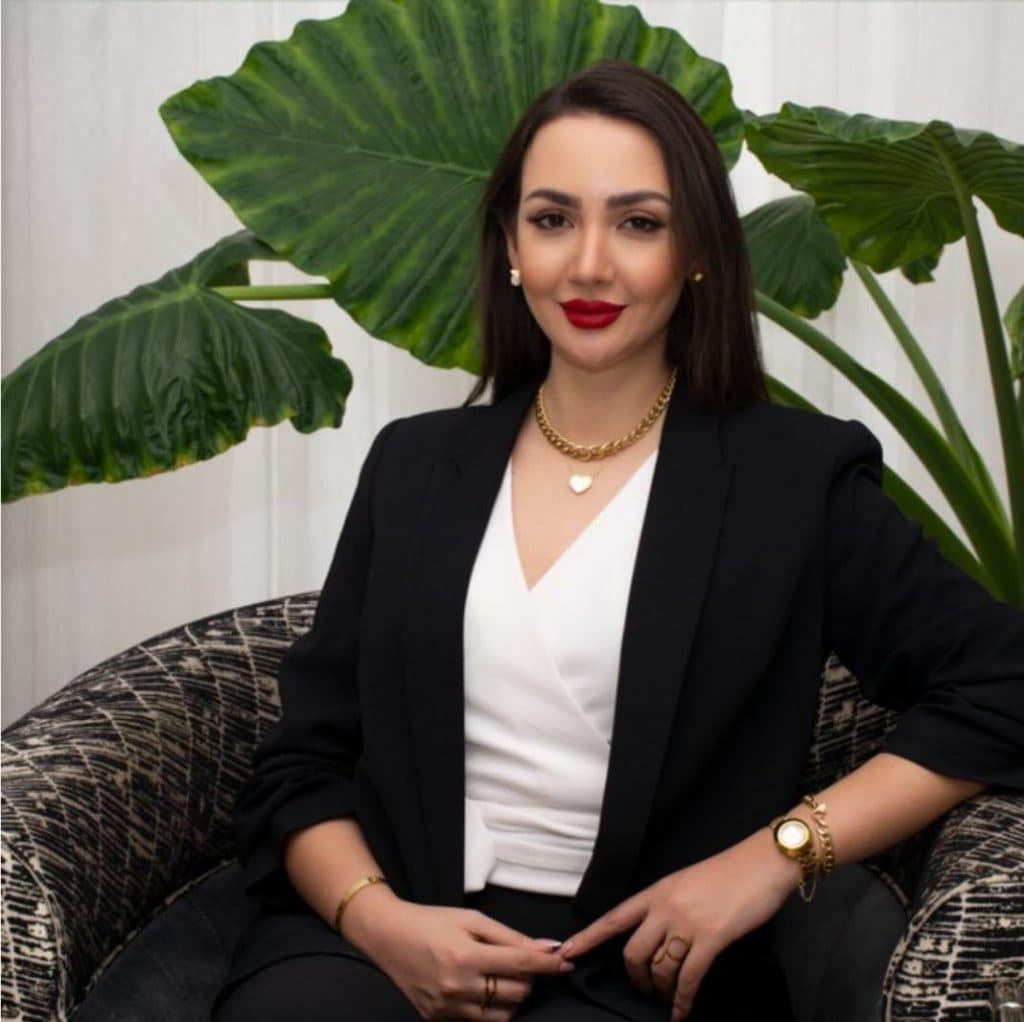 سالن زیبایی سارا سعیدی در قدوسی غربی شیراز