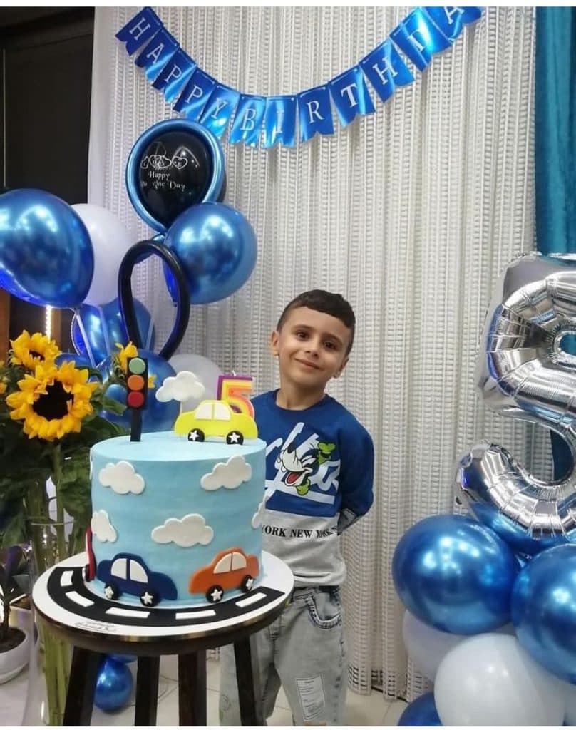 شیرینی نگارستان جلفا کیک در اصفهان