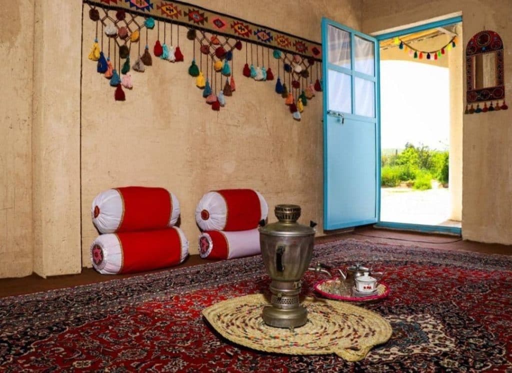 اقامتگاه بومگردی مهستان در ایذه