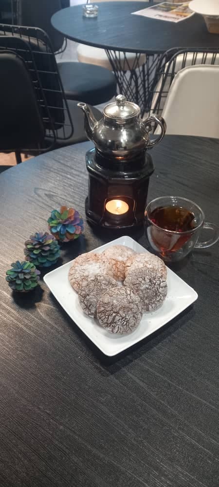 کافه صبحانه و عصرانه ماه در کرمان