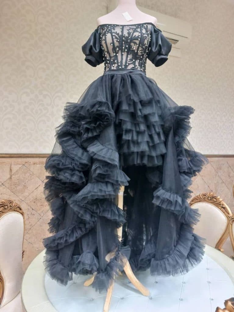 آموزش تخصصی دوخت لباس عروس منوچهری در یزد