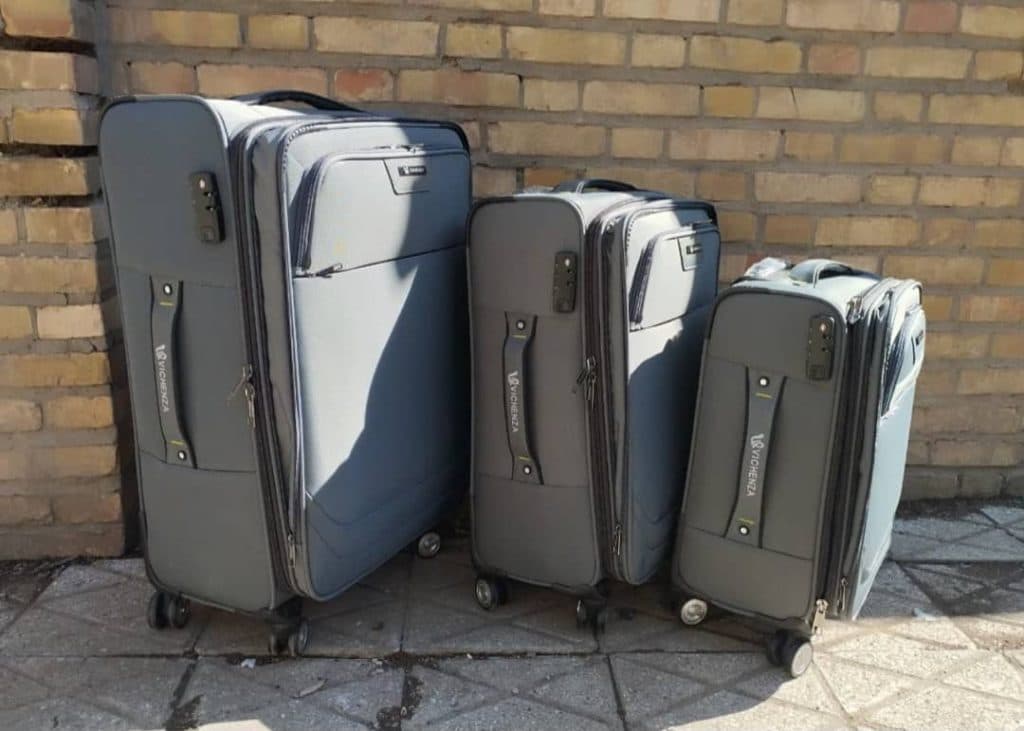 تولیدی و پخش چمدان و کیف آریا چمدان در نیشابور