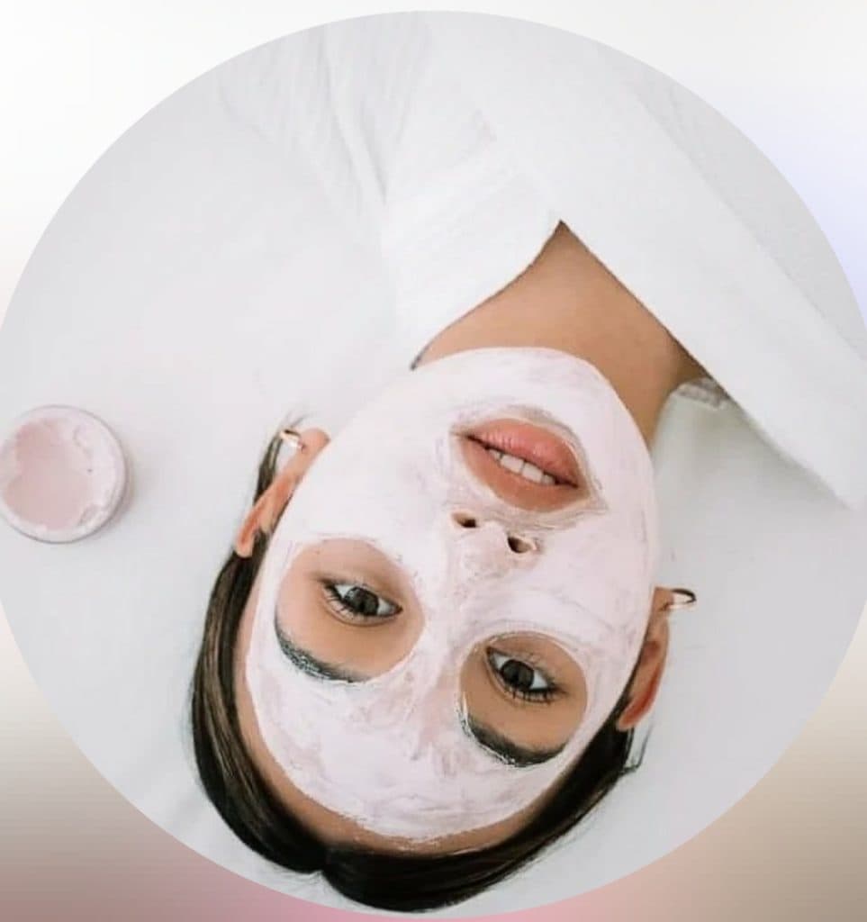 آموزش و خدمات تخصصی فیشال الهام اکبری در تبریز