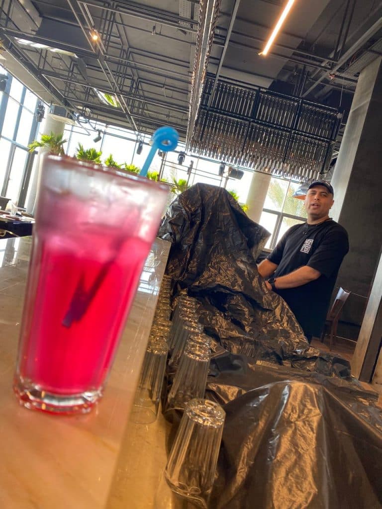 راه اندازی و تجهیز کافی شاپ امین تجهیز در جزیره قشم