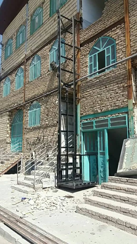 نفربر آسانسور گروه فنی مهندسی آرتین در ارومیه