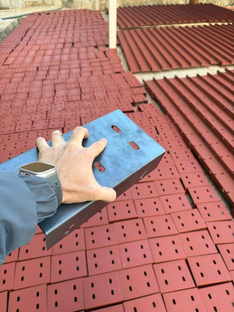 تولید و فروش والپست جهان فلز در کرج