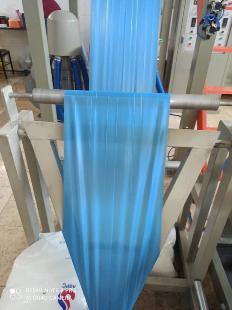 تولید و پخش طاقه ی زباله رولی و سفره یکبار مصرف اطلس پلاستیک پلاس در ماهدشت