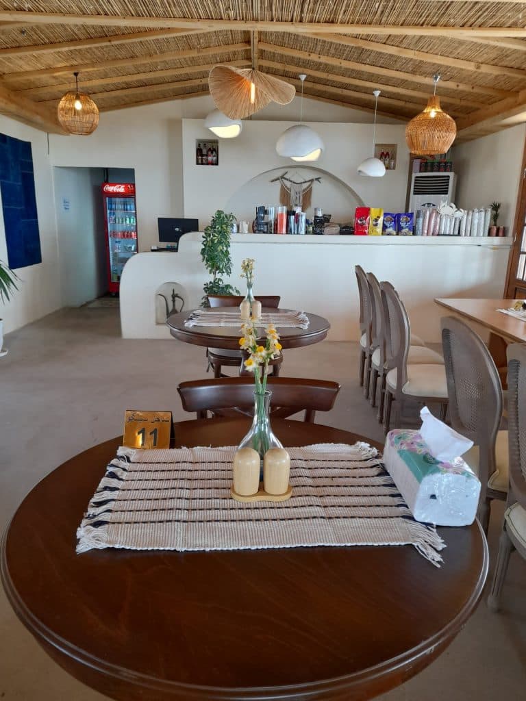 راه اندازی و تجهیز کافی شاپ امین تجهیز در جزیره قشم