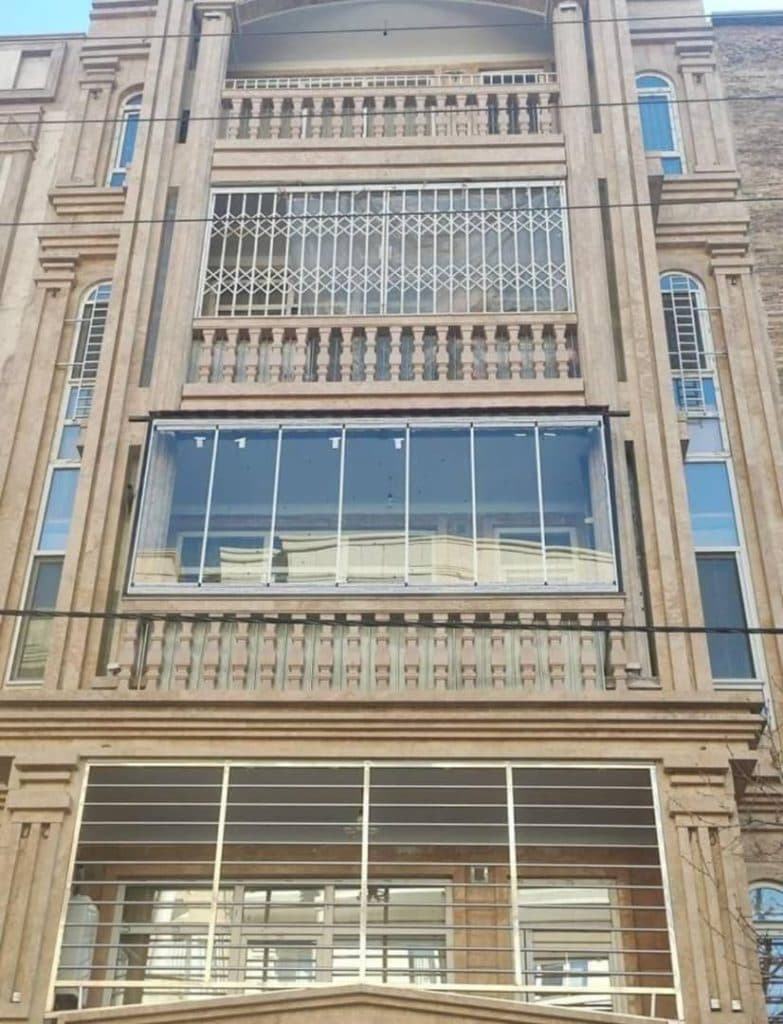 فروش و اجرای شیشه سکوریت و پارتیشن بازرگانی شیشه ایران در کرج