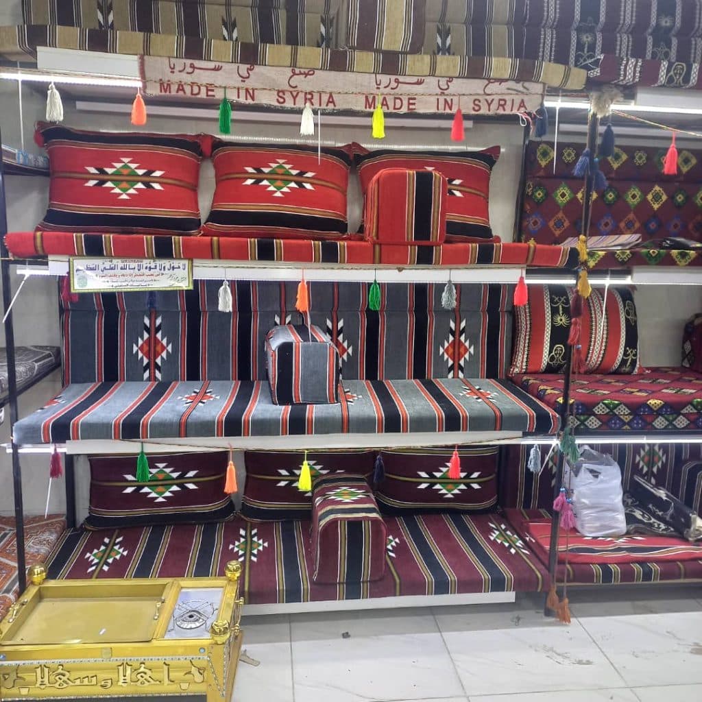 کارگاه تولید مبل خلیجی زمینی کارون دحیمی در کمپلو جنوبی اهواز