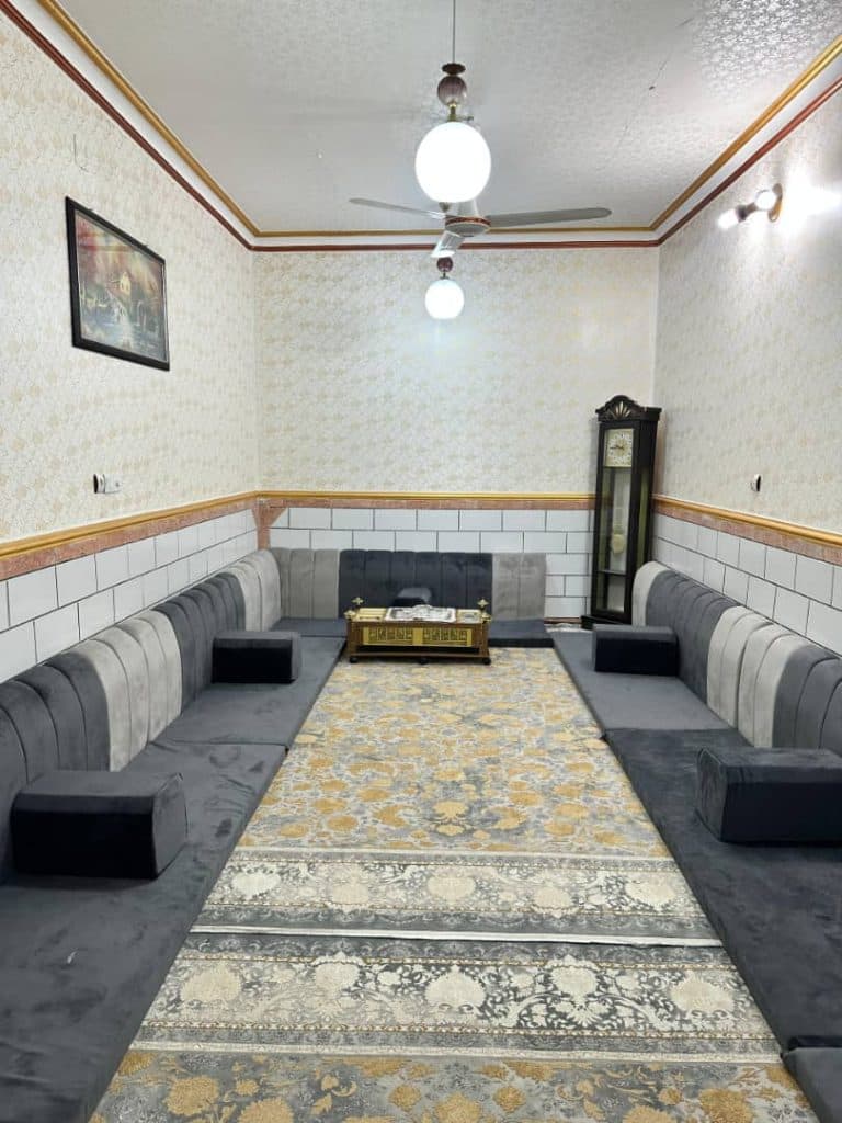 کارگاه تولید مبل خلیجی زمینی کارون دحیمی در کمپلو جنوبی اهواز