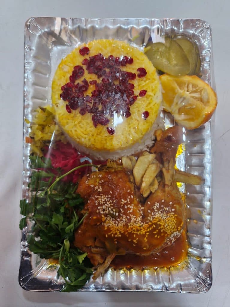 بیرون بر جانان در سعدی جنوبی شاهین شهر