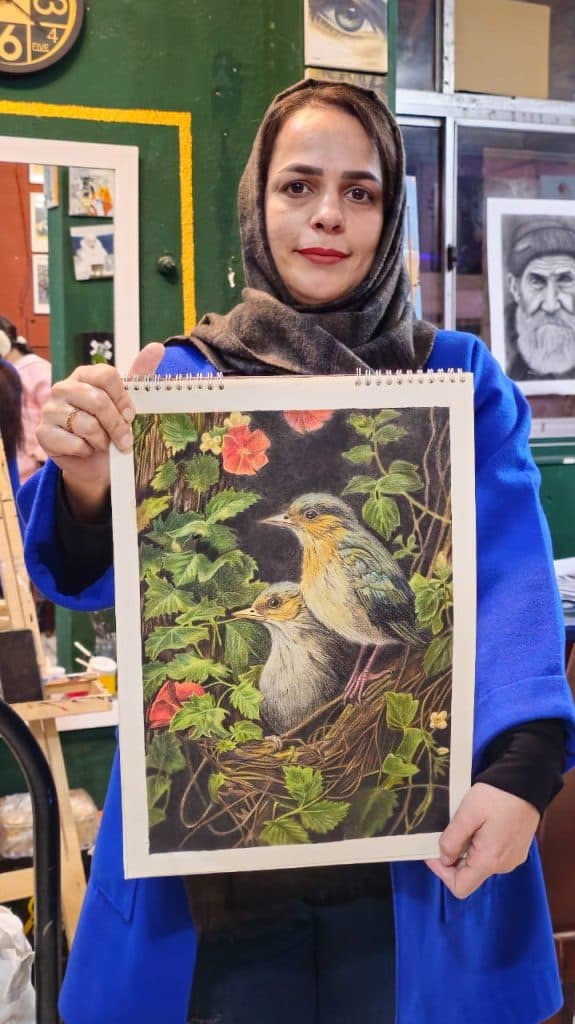 آموزشگاه هنرهای تجسمی فاخر در رشت