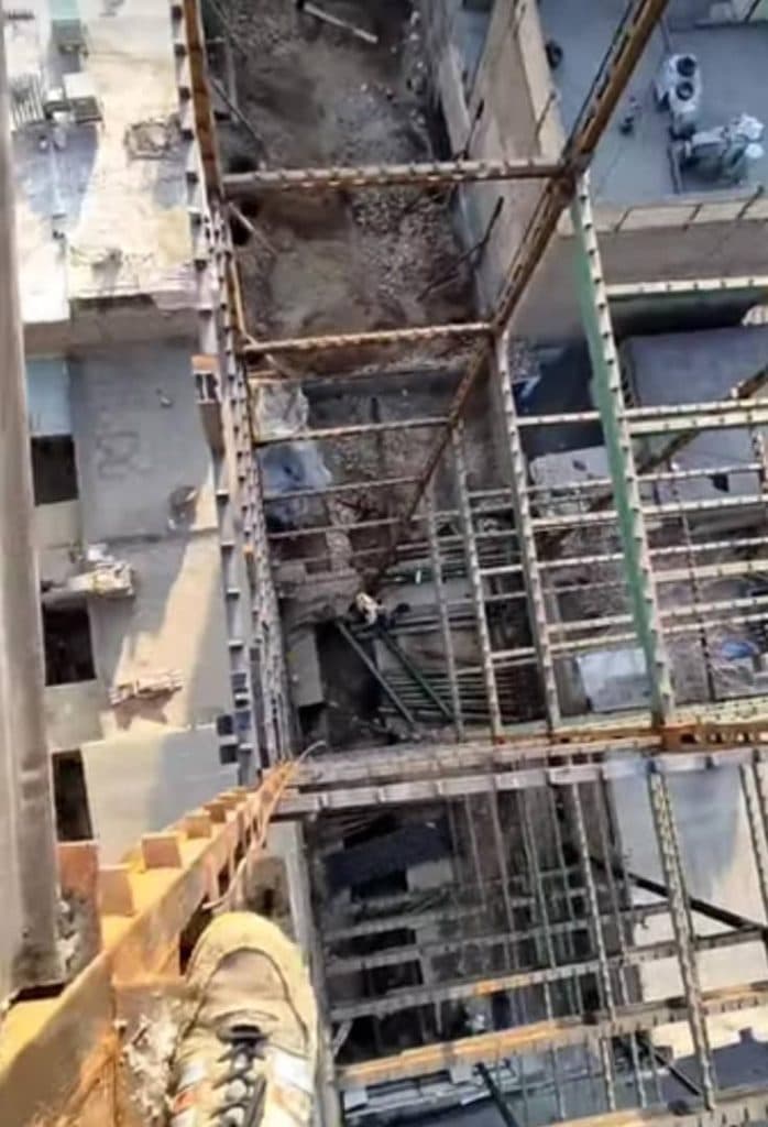 خدمات جوشکاری اسکلت مشهدسازه شکرگزار در مشهد