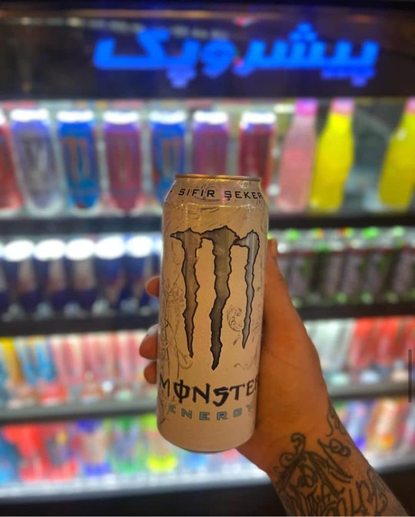 کافه رستوران پیشرو پک در ایزدشهر